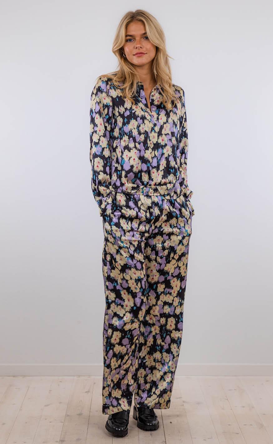 Neo Noir Bukser - Astra Graphic Botanica - Lavender