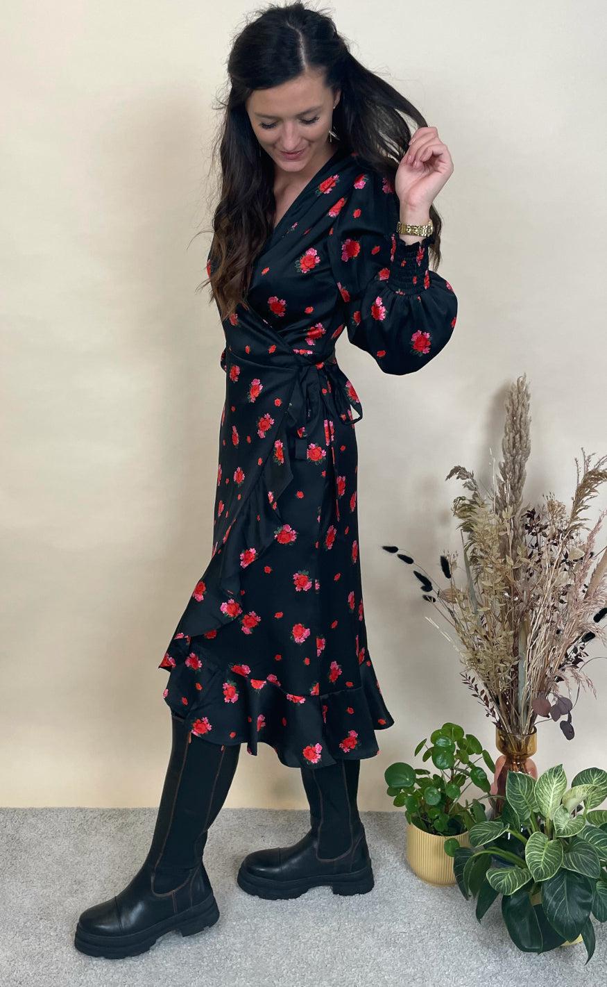 Neo Noir Kjole - Eva Forever Rose - Black