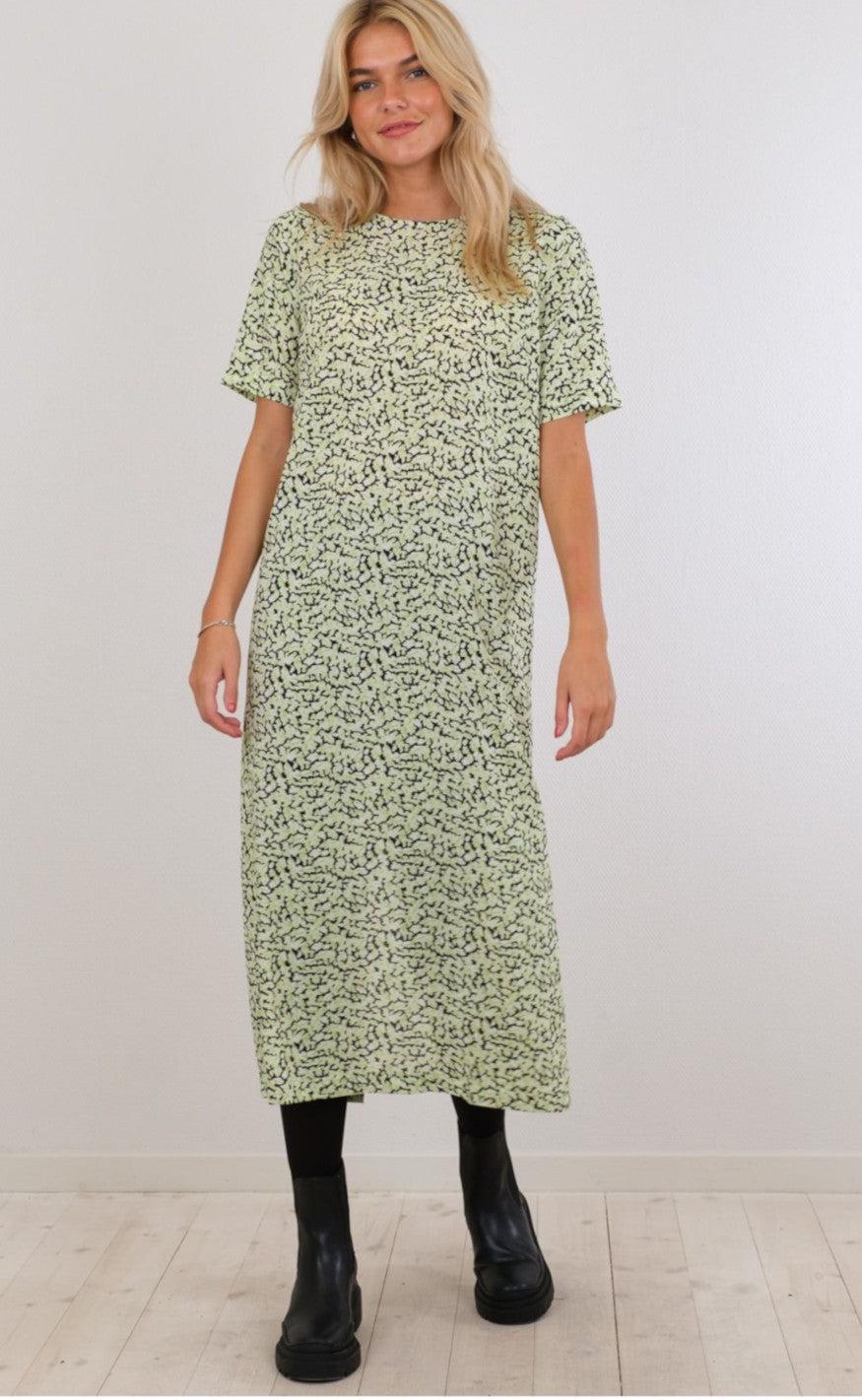 Neo Noir Kjole - Larri Fall Leaf - Green