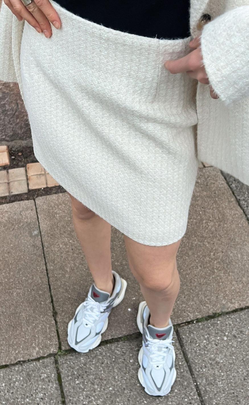 Neo Noir Nederdel - Helmine - Off White