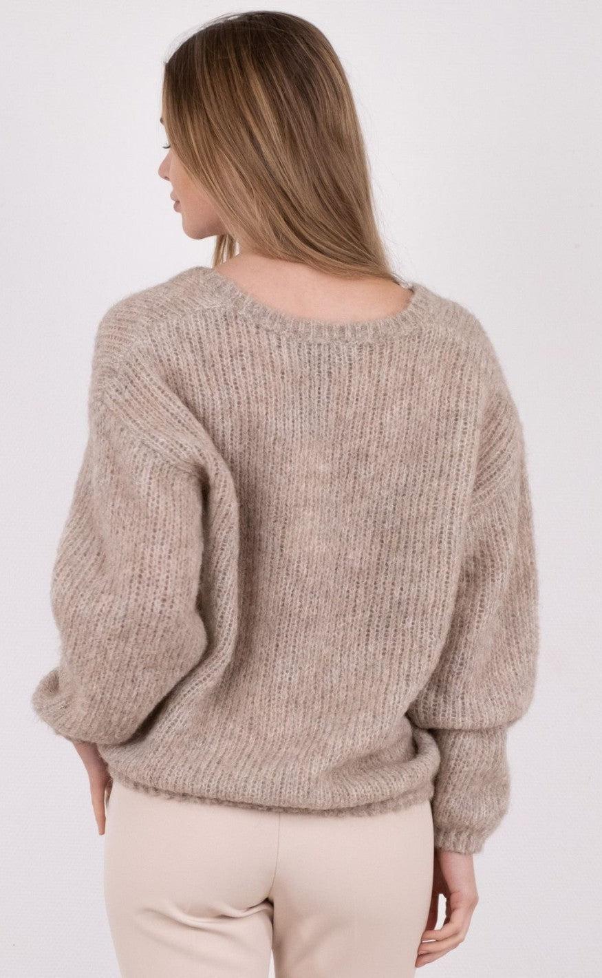 Neo Noir Sweater - Cofo Fluffy - Beige