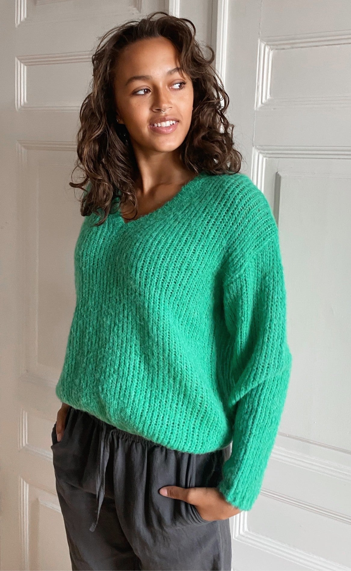 Neo Noir Sweater - Cofo Fluffy - Green
