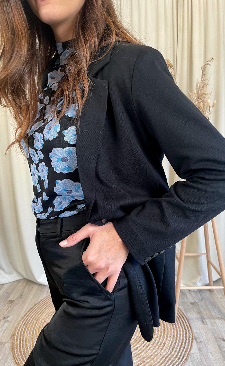 Noella Bluse - Eya Mesh - Black/Blue Flower