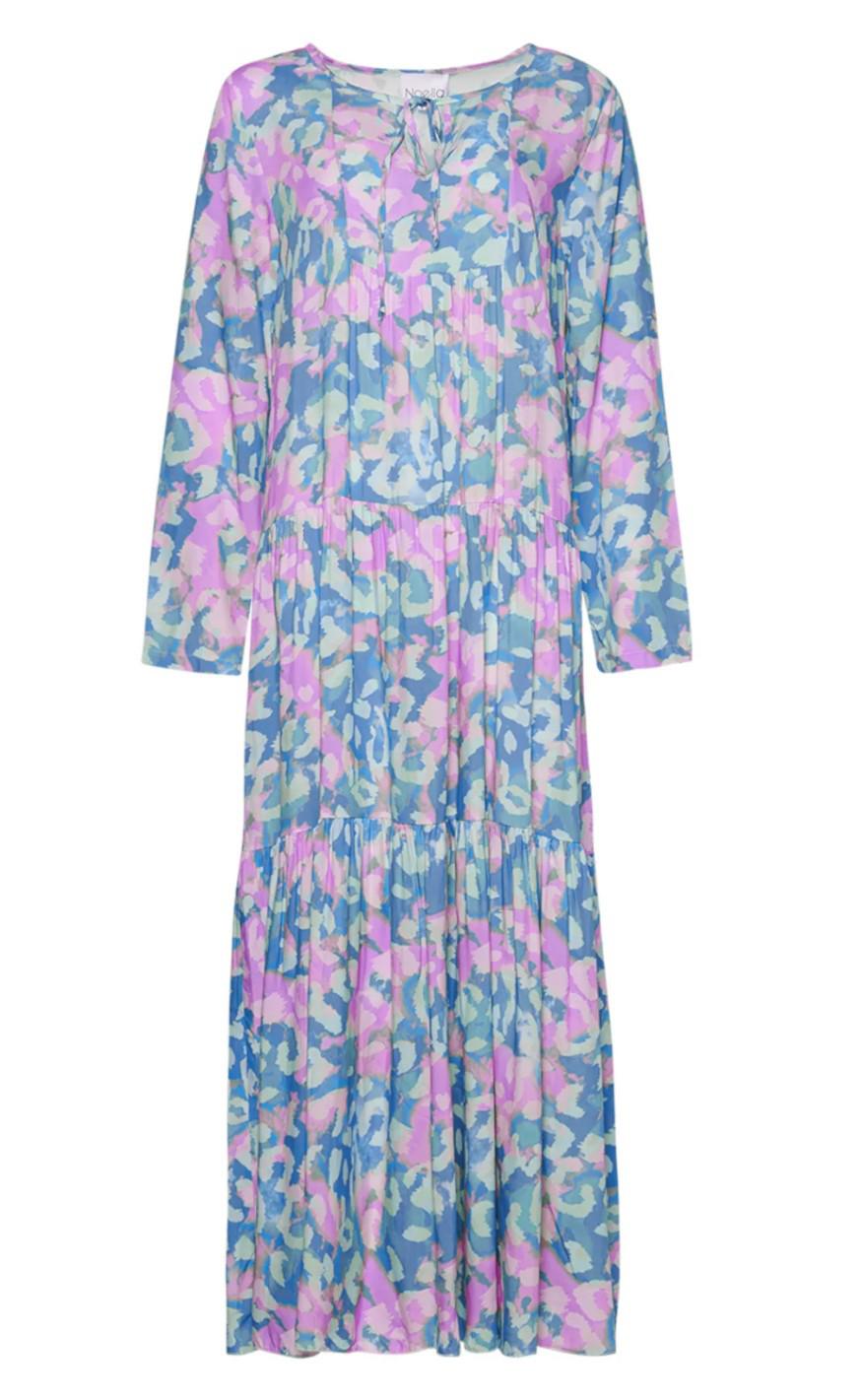 Noella Kjole - Imogene Long - Lightblue/Pink
