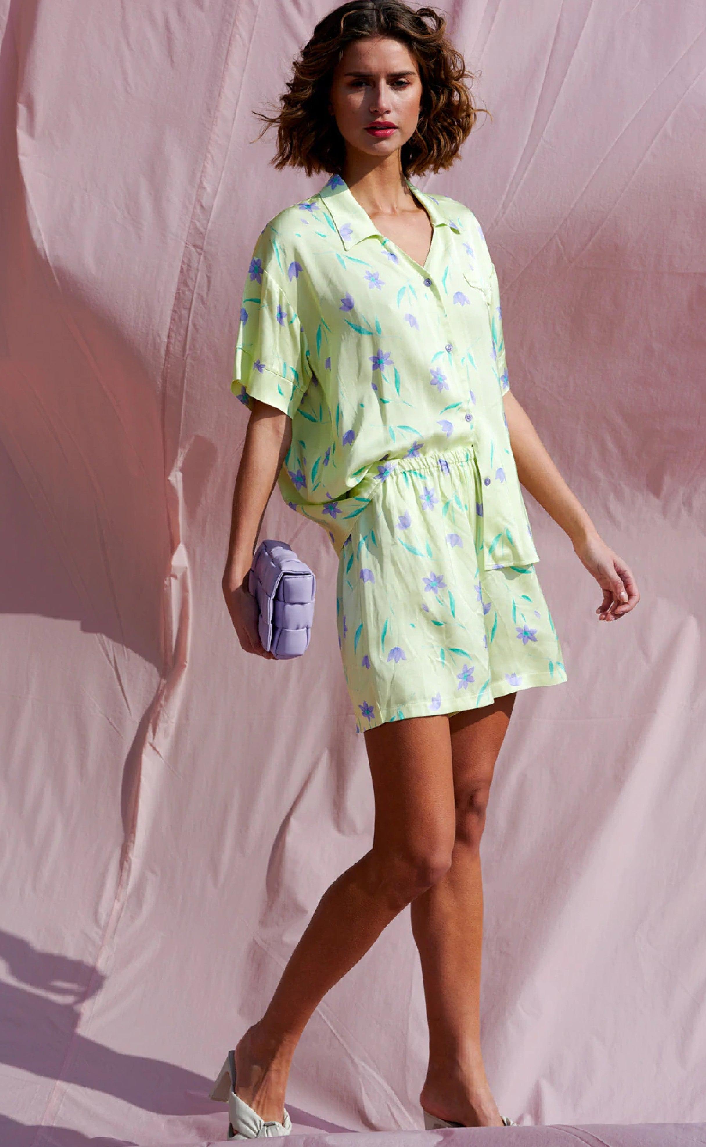 Noella Shorts - Micha - Offwhite w. Flowers