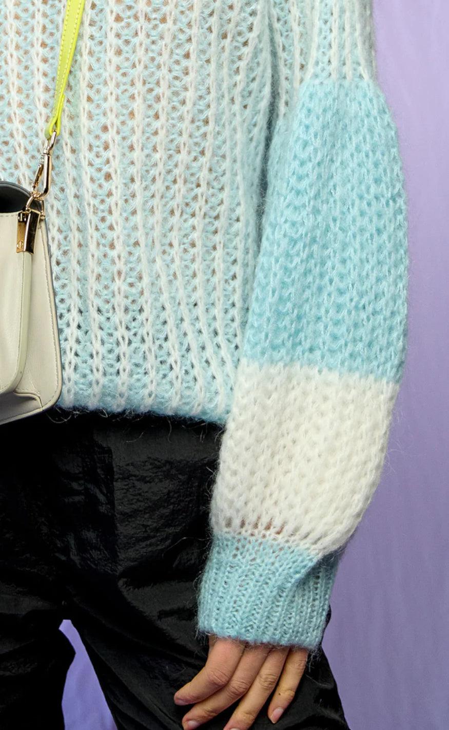 Noella Sweater - Liana - Light Blue/White