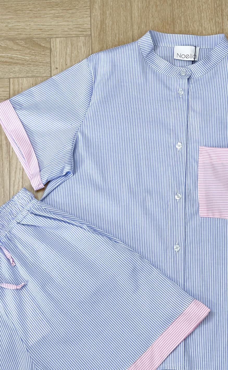 Noella T-shirt - Ebony - Light Blue/Rose Mix