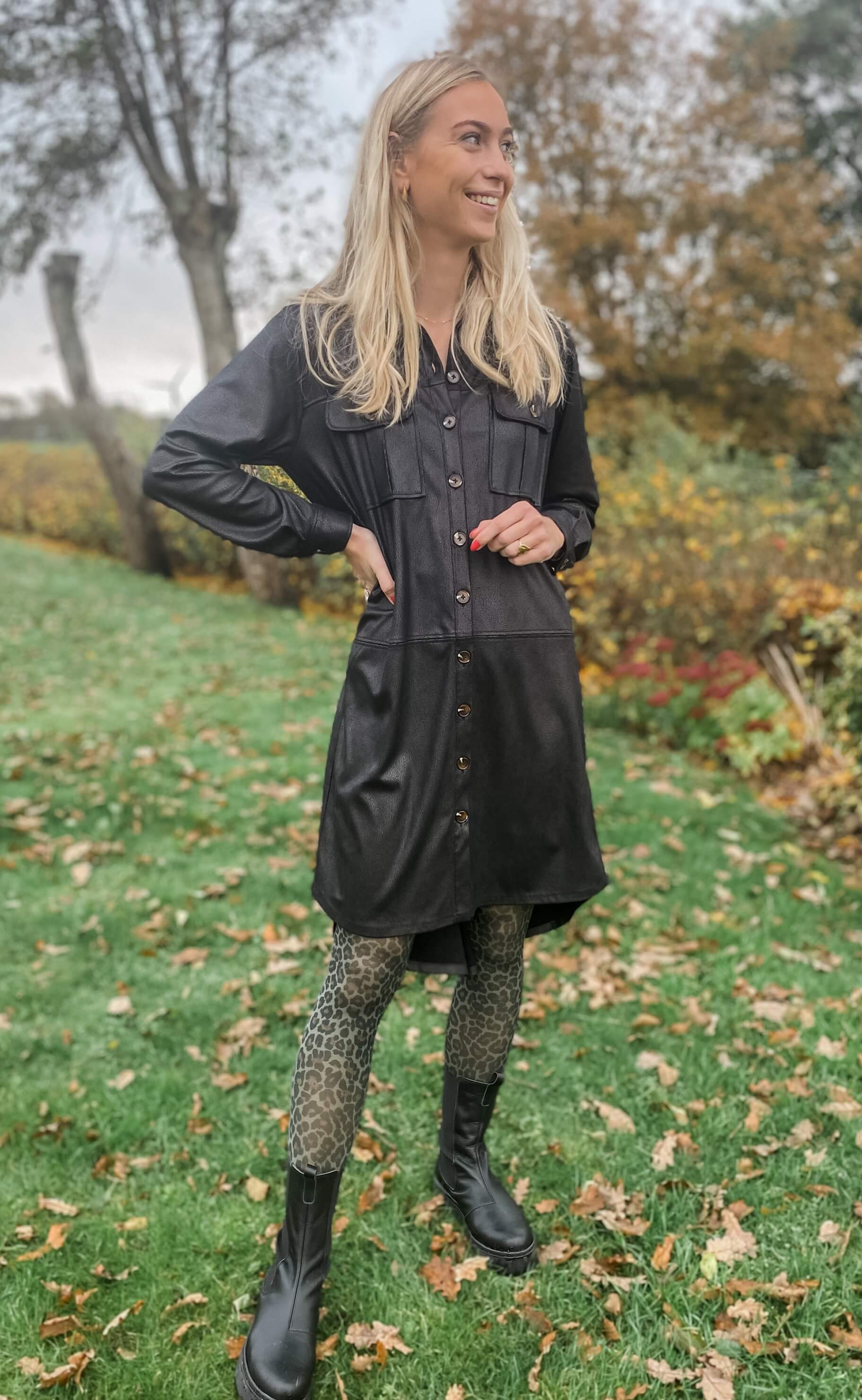 One Two Luxzuz Kjole - Sallie - Black