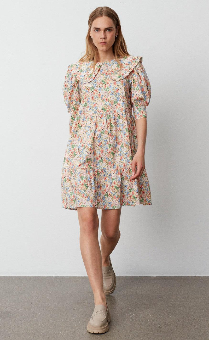 Sofie Schnoor Kjole - S221227 - Flower mix