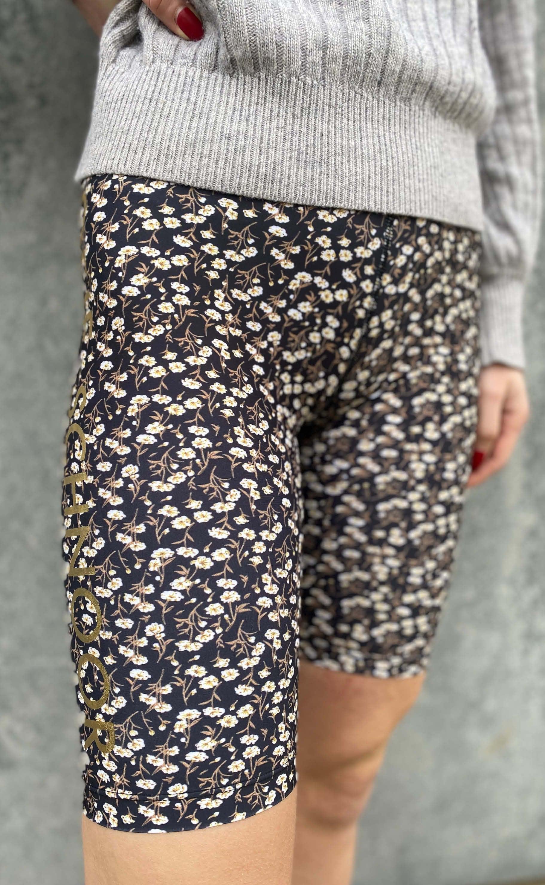 Sofie Schnoor Shorts S212305 - Adriana - Black Flower