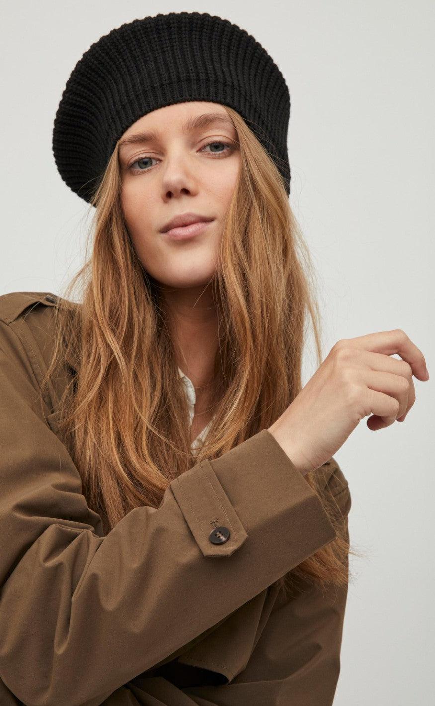 VILA Hat - Drema - Black