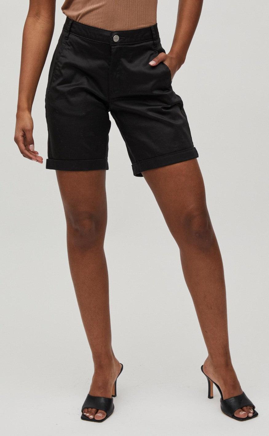 VILA Shorts - Chino - Black