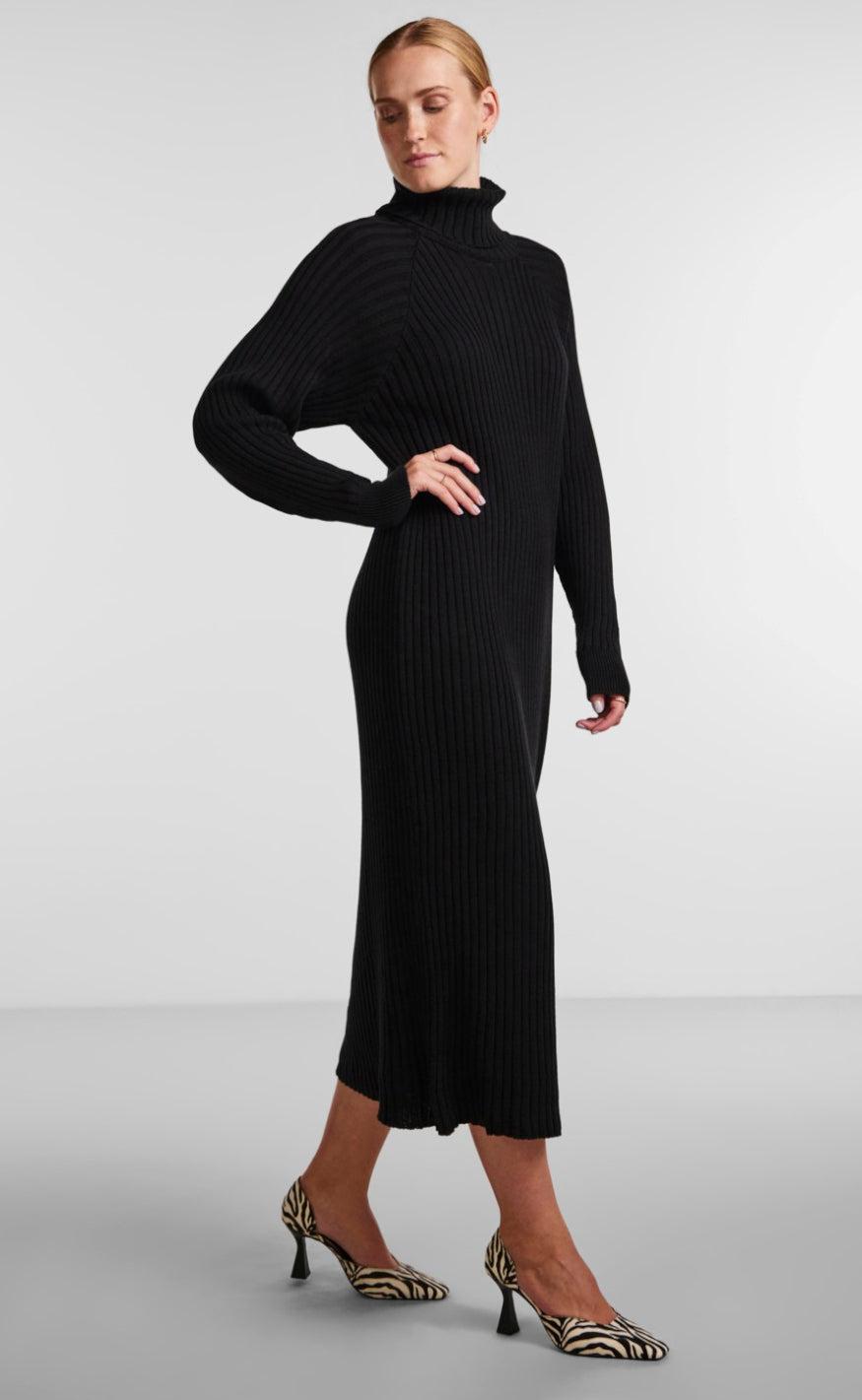 YAS Kjole - Mavi - Black