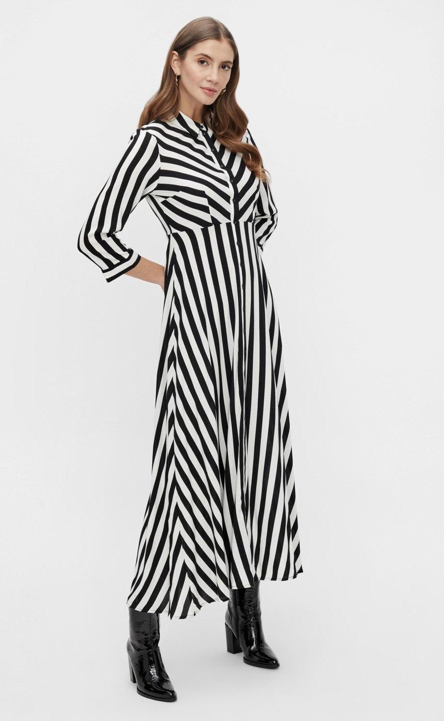 YAS Skjortekjole - Savanna Long - Black